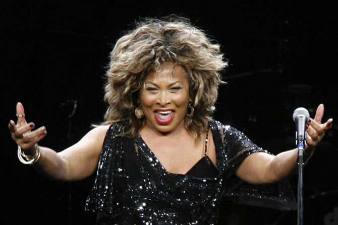 Chi era Tina Turner, la regina del rock’n roll morta a 83 anni