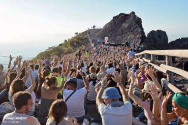 Live sulla vetta del Vesuvio, Manhattan Transfer e Mike Stern: torna il Pomigliano Jazz Festival