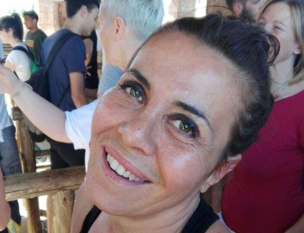 Infermiera uccisa nell’androne di casa: le piste e i 4 sospettati dell’omicidio di Rossella Nappini