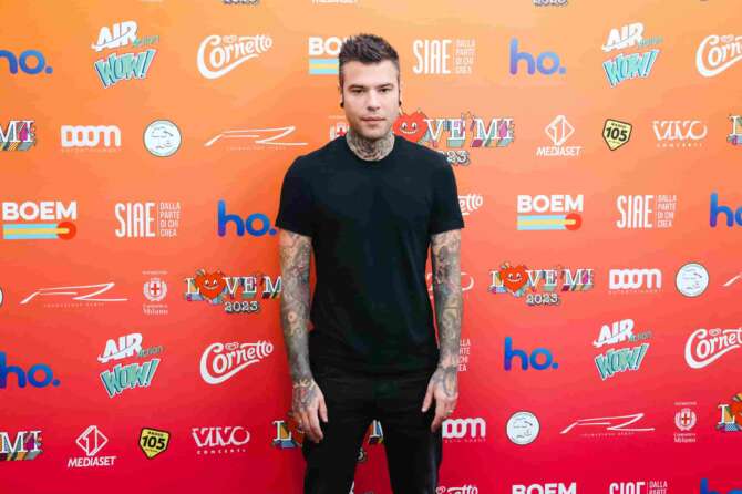 Come sta Fedez e perché è stato operato