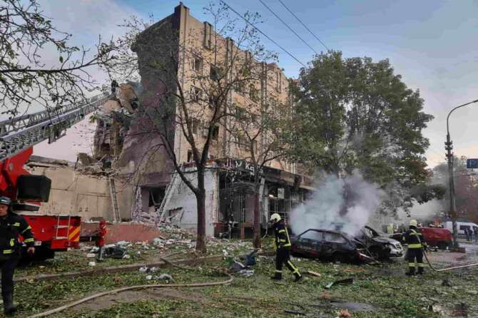 Perché nessuno vuole più dare armi all’Ucraina