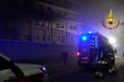 Incendio all’ospedale di Tivoli, tre le vittime: quasi 200 pazienti evacuati, ci sono anche bambini
