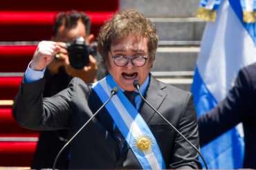 Javier Milei: qual è il primo provvedimento del presidente argentino