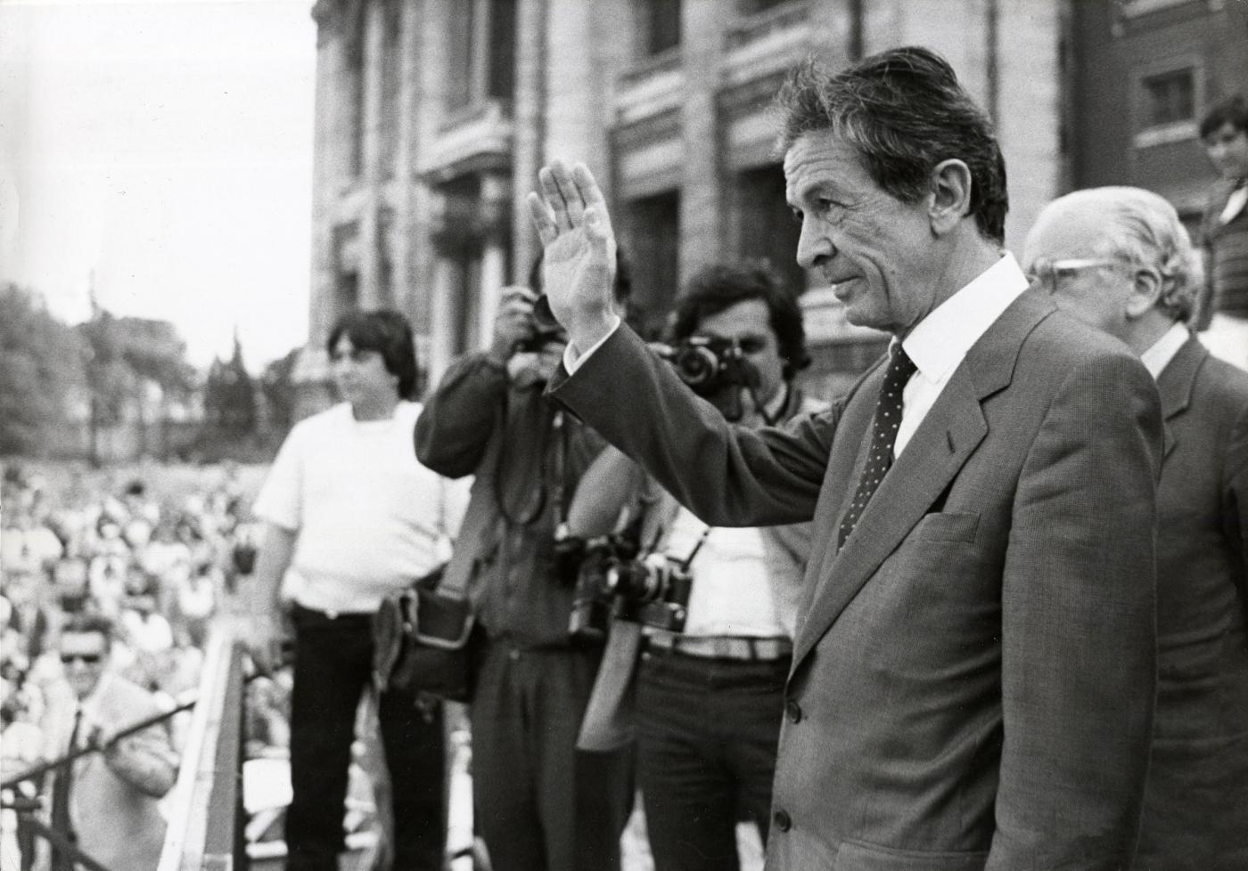 Enrico Berlinguer sentiva che il mondo mutava, ma la morte lo strappò alla terza via