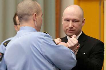 Anders Behring Breivik: chi è il killer norvegese che ha citato il governo di Oslo per violazione dei diritti umani