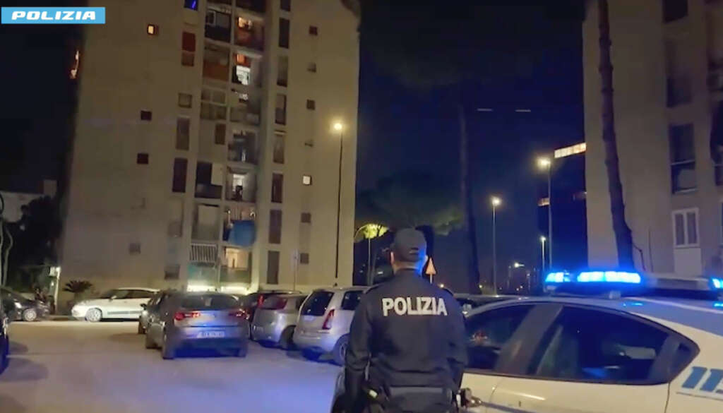 Blitz A Forcella E Case Nuove 13 Arresti Tra I Clan Di Camorra Mazzarella E Caldarelli A Napoli 1084