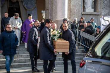 Giovanna Pedretti: mille persone ai funerali