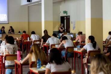 Maturità 2024, le materie e la date scelte per la seconda prova: greco al classico, matematica allo scientifico