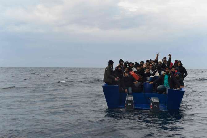 SALVATAGGIO MIGRANTI AD OPERA DI MEDICI SENZA FRONTIERE GEO BARENTS ONG SOPRAVVISSUTO SOPRAVVISSUTI MIGRANTE MIGRANTI PROFUGO PROFUGHI