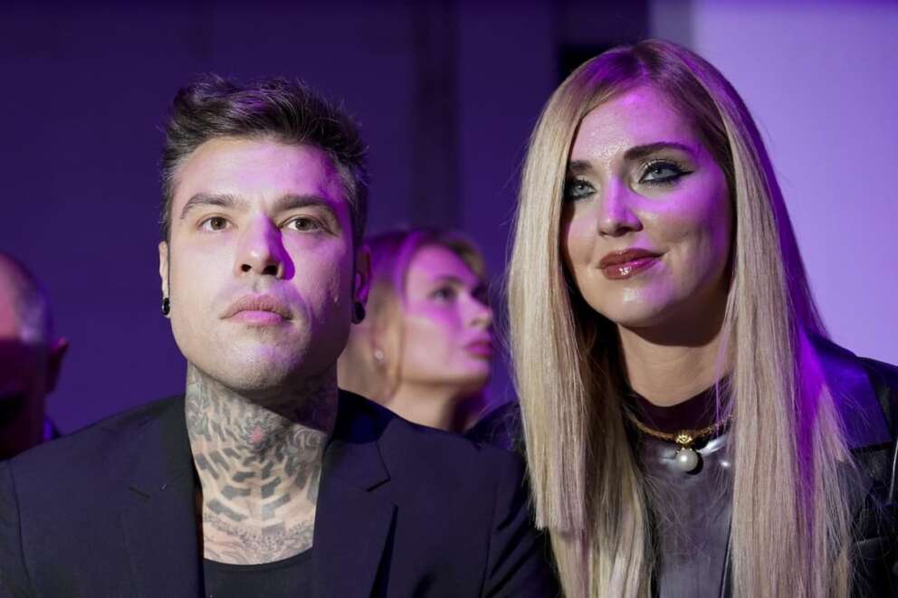 Fedez, left, and Chiara Ferragni attend the Versace women’s Spring Summer 2023 collection presented in Milan, Italy, Friday, Sept. 23, 2022. (AP Photo/Alberto Pezzali)
