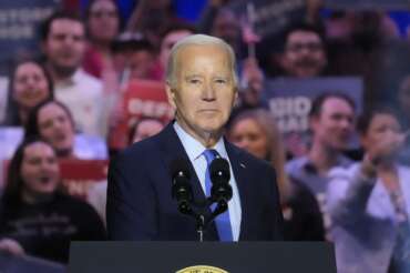 Vendetta di Biden su Siria e Iraq, raid americani fanno strage