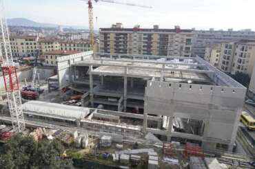 Crollo del cantiere di Firenze, è strage di immigrati: se non li respingiamo li mandiamo a morire