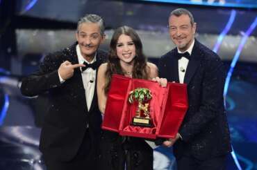 Chi ha vinto Sanremo 2024, la classifica finale del Festival: trionfo di Angelina Mango, secondo Geolier