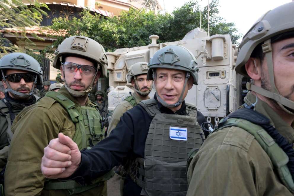 La guerra di Bibi, Netanyahu non si ferma: “Entreremo a Rafah a prescindere da un accordo sugli ostaggi”