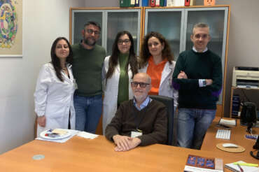 Nella foto: Lab Genetica/Bioinformatica CEINGE: da dx Mario Capasso, Achille Iolascon, Annalaura Montella, Teresa Maiorino, Alessandro Lasorsa e Matilde Tirelli.