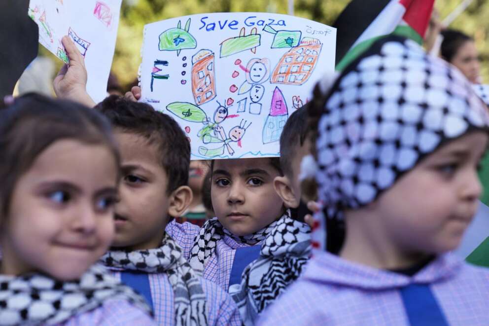 Gli effetti della guerra sui bambini di Gaza: rabbia, paura e lacrime