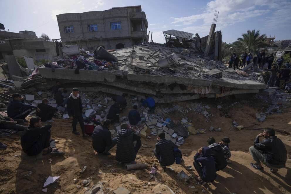 L’apocalisse di Rafah, senza cibo e acqua Israele impedisce l’ingresso di aiuti