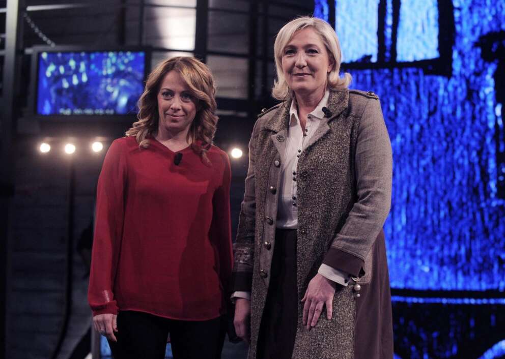 Le Pen mette spalle al muro Meloni: “Scegli con chi stare”