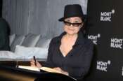 Chi è Yoko Ono, la moglie di John Lennon che si è battuta per la pace