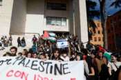 Cortei pro-Gaza, a Torino sette feriti