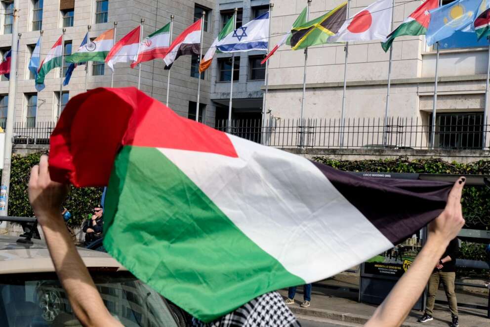 Sì alla Palestina nell’Onu: cos’è successo e cosa significa per la guerra, l’ira di Israele e l’astensione dell’Italia