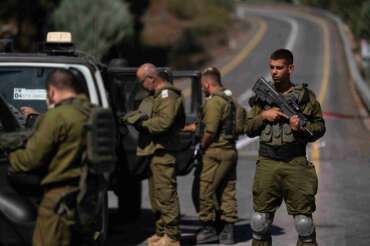 “Siete ebrei?”, la domanda del soldato israeliano al check-point: il racconto di Gideon Levy su Haaretz