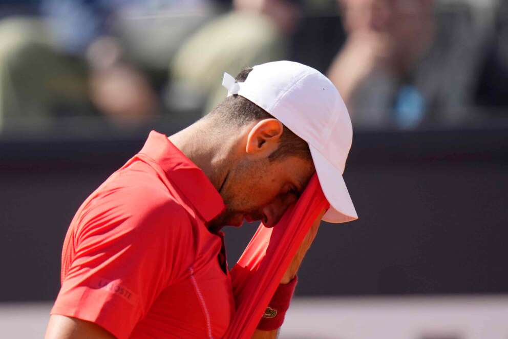Novak Djokovic non vince più, come sta e cosa è accaduto al campione: fan preoccupati dal temore
