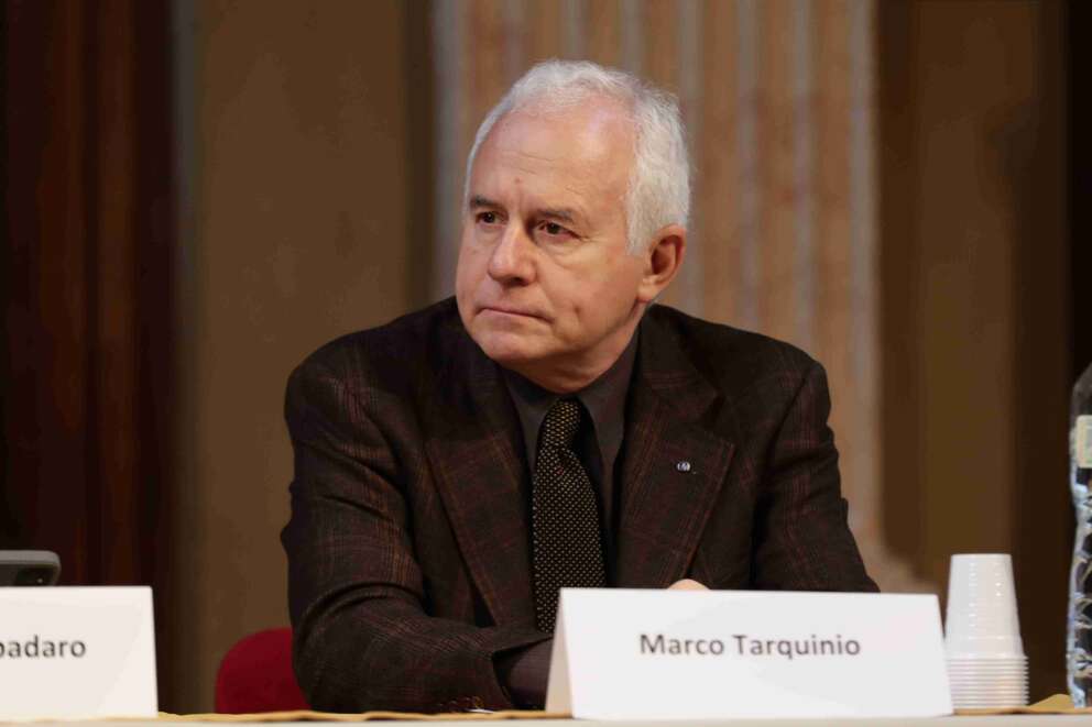 “Gli italiani vogliono la pace, chiamare resistenza la guerra è una bestemmia laica”, intervista a Marco Tarquinio