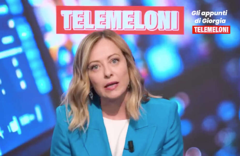 Giorgia Meloni provoca e prende in giro le opposizioni: la premier in onda con ‘Telemeloni’