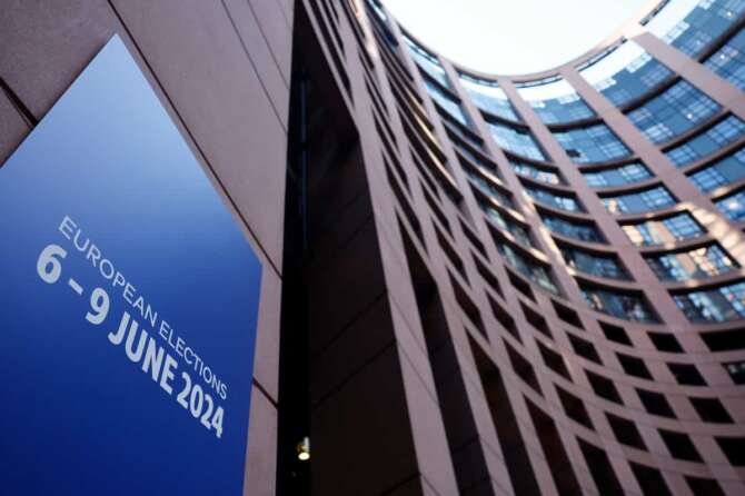 A board promotes the European Elections at the European Parliament, Tuesday, April 23, 2024 in Strasbourg. The European elections in France will take place on June 9, 2024. (AP Photo/Jean-Francois Badias) Associated Press/ LaPresse Only italy and Spain