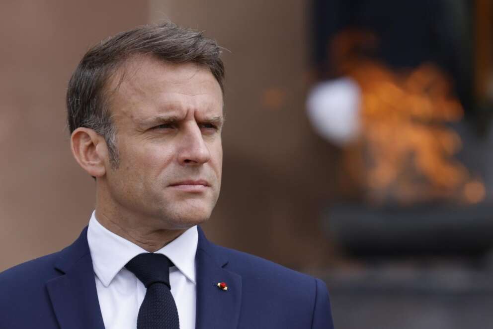 Parla Mélenchon: “In Francia è battaglia, dobbiamo fermare i fascisti, Macron ha aumentato i guadagni dei ricchi”