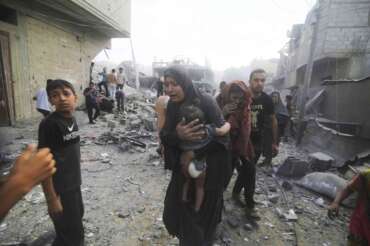 Gli orrori sui bimbi di Gaza: “Mamma, quando mi ricrescerà il braccio?”