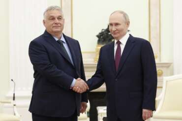 Orban spacca l’Europa, vola a Mosca da Putin e fa insorgere i vertici: “Non ci rappresenta”