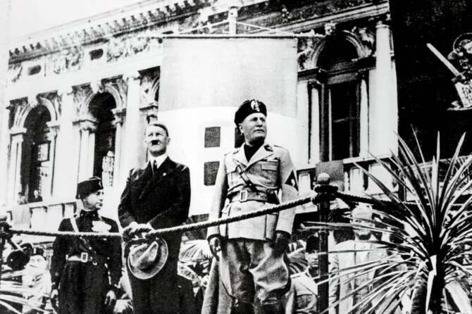 Come è finito il fascismo: storia della caduta del Duce, dalla mozione Grandi all’arresto