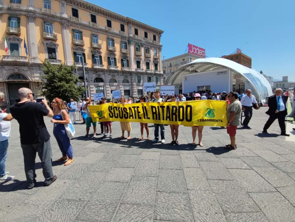 Napoli, inaugurata la linea 6 della metro. L’assessore Cosenza: “Da fine settembre orari normali”