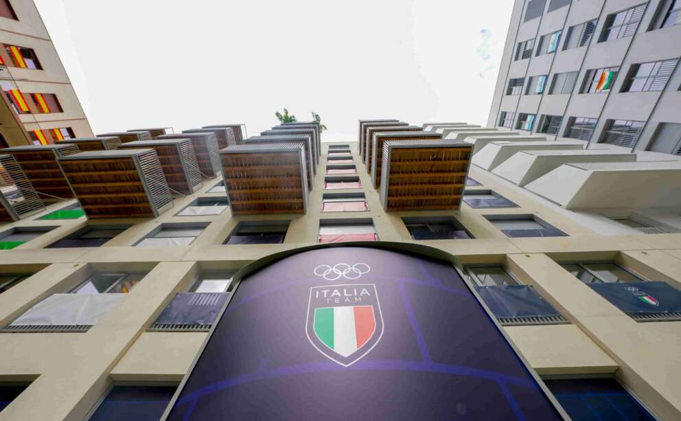 Olimpiadi 2024 di Parigi, la cerimonia di inaugurazione: quando sfilerà l’Italia e dove vederla