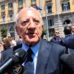 De Luca contro il governo Meloni: “Non si può dialogare con chi ti sta rapinando”