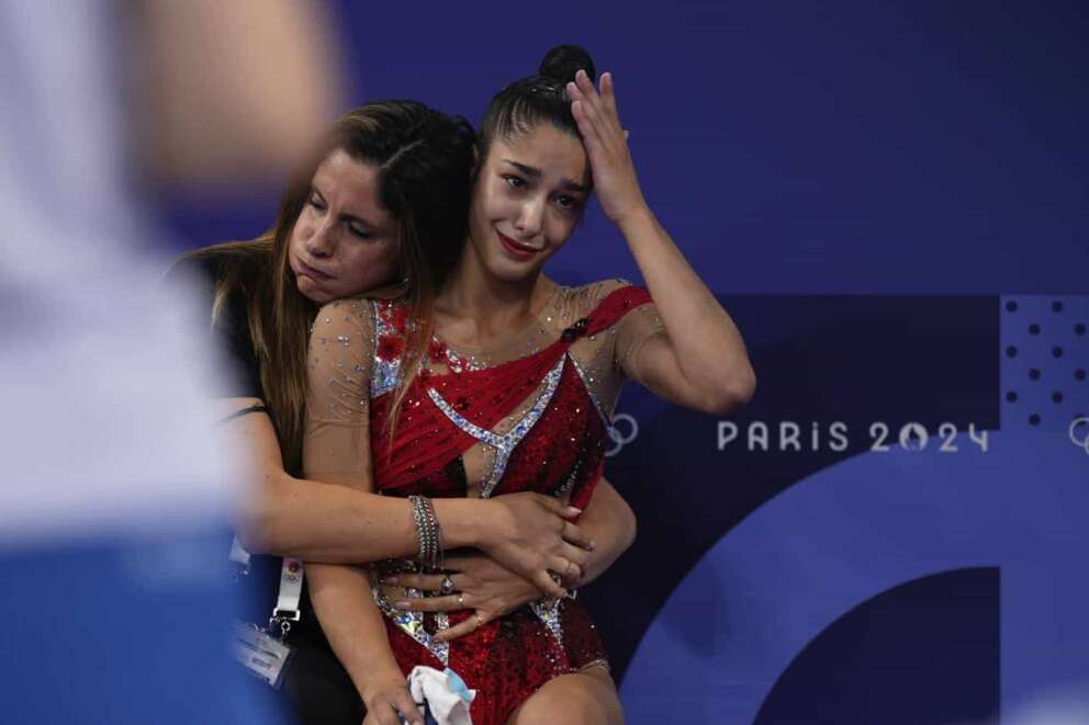 Raffaeli Sofia, of Italy, reacts after the rhythmic gymnastics individuals all-round final at La Chapelle Arena at the 2024 Summer Olympics, Friday, Aug. 9, 2024, in Paris, France. (AP Photo/Charlie Riedel) Associated Press/LaPresse