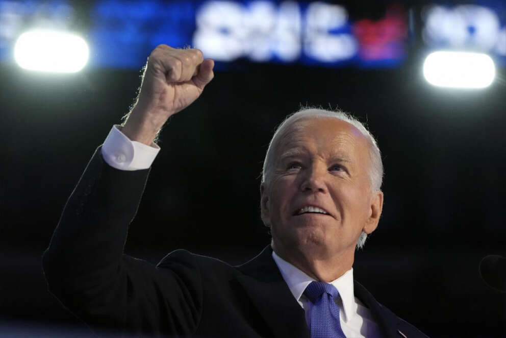 Convention Dem, Biden passa il testimone a Kamala Harris: “Scelta migliore che ho fatto da presidente”