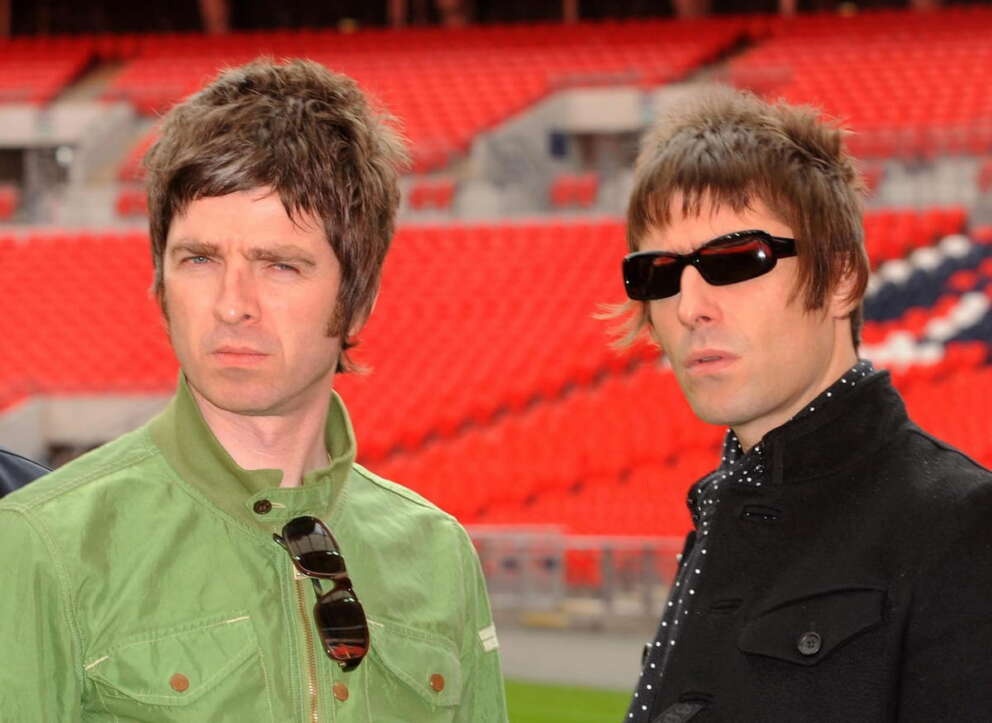 Noel e Liam Gallagher nel 2009