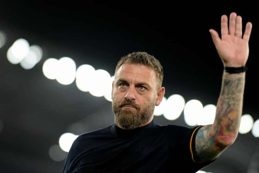 Roma’s head coach Daniele De Rossi during the Serie A Tim soccer match between Roma and Genoa at the Rome’s Olympic stadium, Italy – Sunday May 19, 2024 – Sport Soccer ( Photo by Alfredo Falcone/LaPresse )