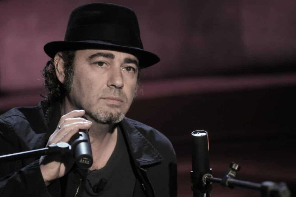 24 NOV 2008, ROME: THE RAI PROGRAM PARLA CON ME. IN THE PICTURE THE ITALIAN SINGER, LUCA CARBONI. EXCLUSIVE PICTURES. © PIERGIORGIO PIRRONE / MARGOPHOTO / *** Local Caption *** 00794520