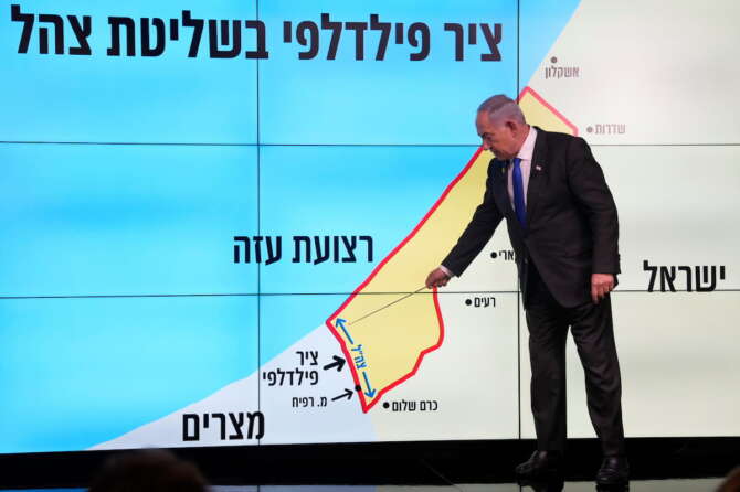 Netanyahu non molla sul “corridoio Filadelfia” e affossa i piani per un cessate il fuoco: la sfida di Bibi agli alleati