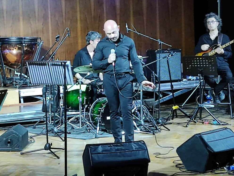 Raiz canta Sergio Bruni al conservatorio di San Pietro a Majella: “Felice di esibirmi nel tempio della musica napoletana”