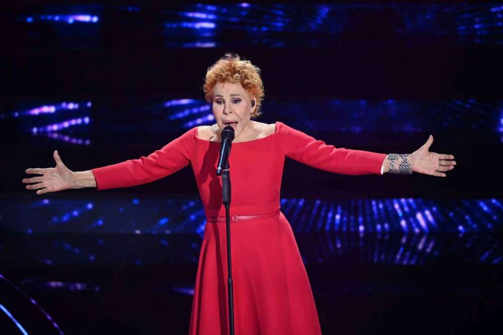 Ornella Vanoni, festeggiare 90 anni come un attimo senza fine: gli auguri e per regalo il duetto con Elodie