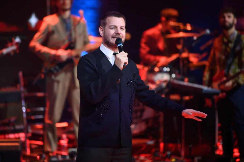 Conduttore Alessandro Cattelan alla Puntata programma Da Vicino nessuno è normale – Giovedì 16 Maggio 2024 (Foto Claudio Furlan/Lapresse) Host Alessandro Cattelan at the program episode Da vicino nessuno è normale – Thursday, May 16, 2024 (Photo Claudio Furlan/Lapresse)