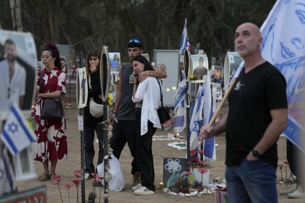 Israele, 7 ottobre tra raid in Libano e razzi di Hamas su Tel Aviv: dopo 365 giorni nessuna soluzione contro le stragi