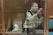 Stephen Hubbard condannato in Russia a 7 anni, il 72enne statunitense “mercenario” in Ucraina per Kiev