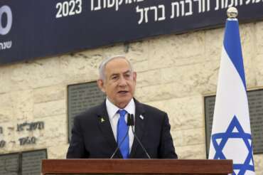 Il bavaglio di Netanyahu ad Haaretz: “Mi criticate? Vi tolgo i soldi”