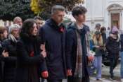 Foto Lucrezia Granzetti – LaPresse cronaca 5-12-2023 Saonara – Italia , Funerali Giulia Cecchettin a Saonara Nella Foto un momento del funerale – papà di Giulia Cecchettin Gino Cecchettin con la figlia Elena Cecchettin sorella di Giulia e Davide Cecchettin il fratello minore di Giulia la famiglia Photo Lucrezia Granzetti – LaPresse news December 12, 2023 Saonara – Padova – Italy, Giulia’s funeral in Saonara , In the photo a moment of the funeral , Giulia Cecchettin’s father Gino Cecchettin with his daughter Elena Cecchettin, Giulia’s sister and Davide Cecchettin, Giulia’s younger brother The family